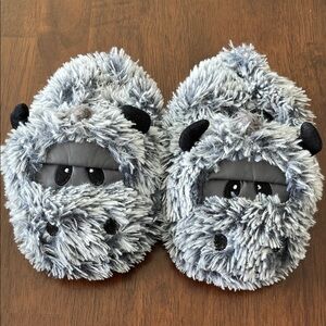 Stride Rite Slippers - Happy Yeti Gray Furry size little kids 9/10